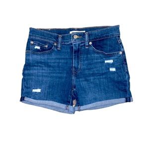 Levi’s Mid Rise Shorts 27